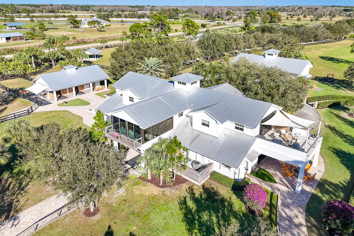 2541 SW Trailside Path