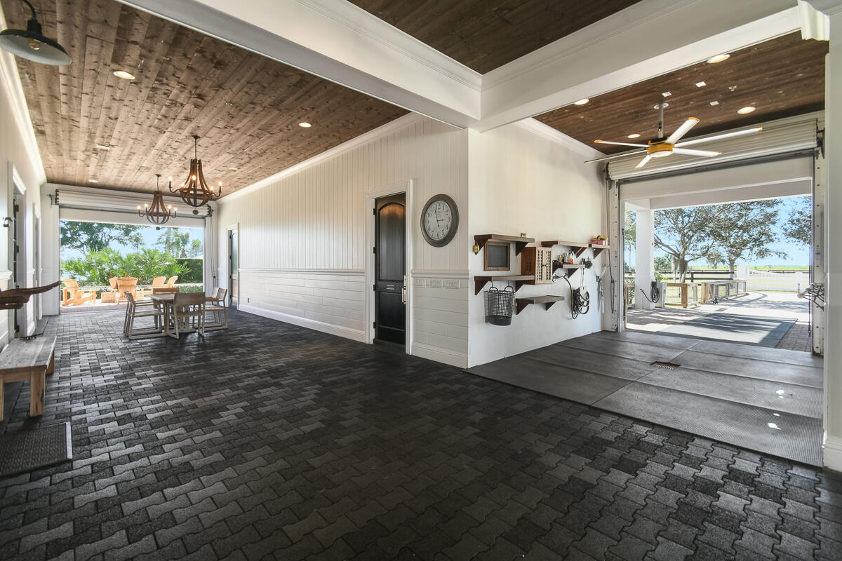 TRAILSIDE - Residential