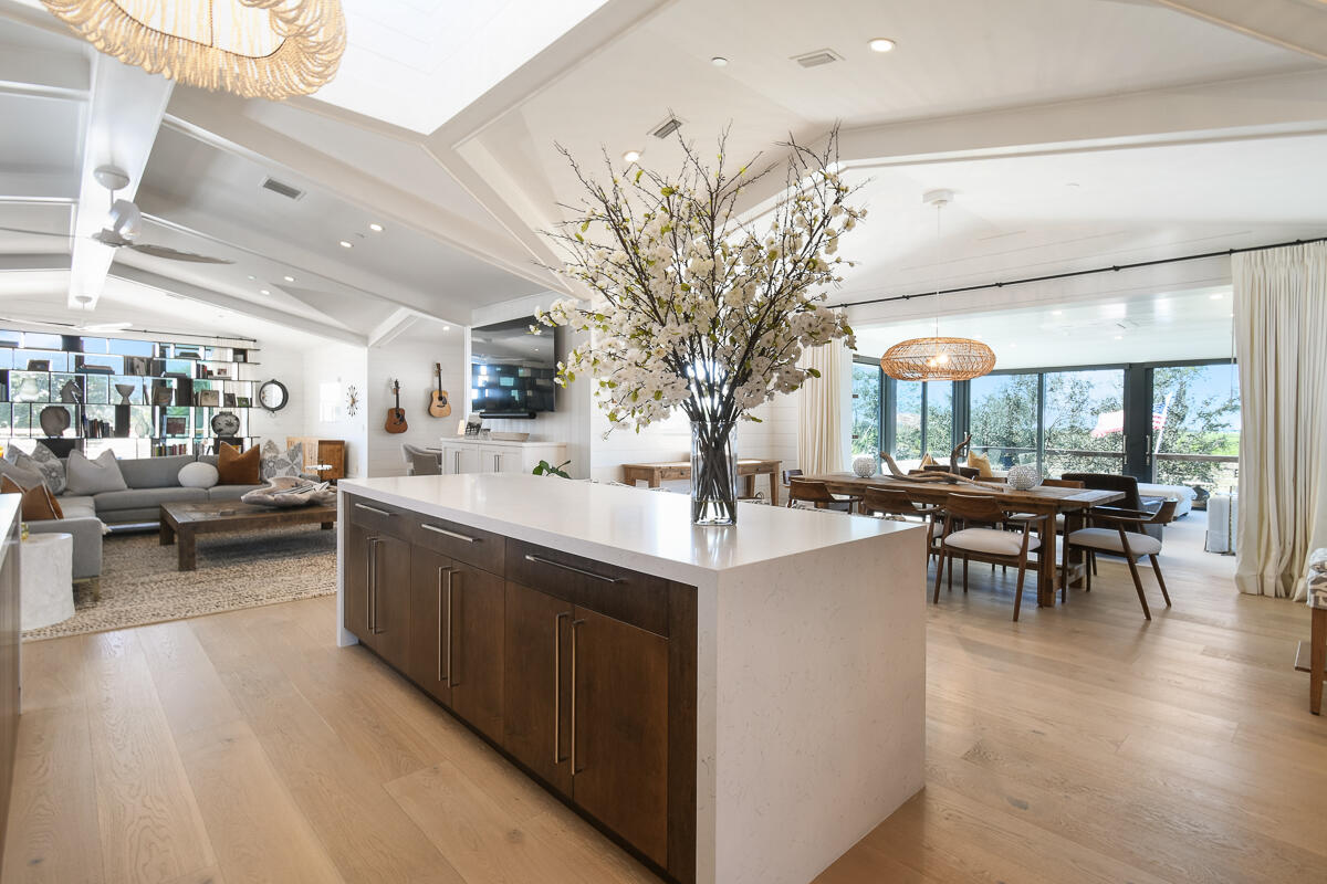 TRAILSIDE - Residential