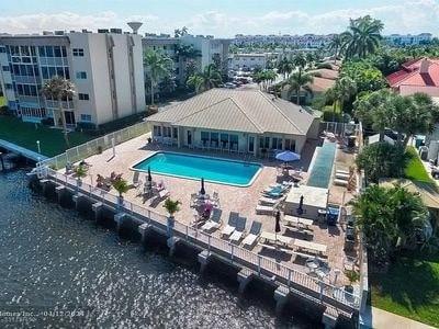 650 Snug Harbor Drive G109