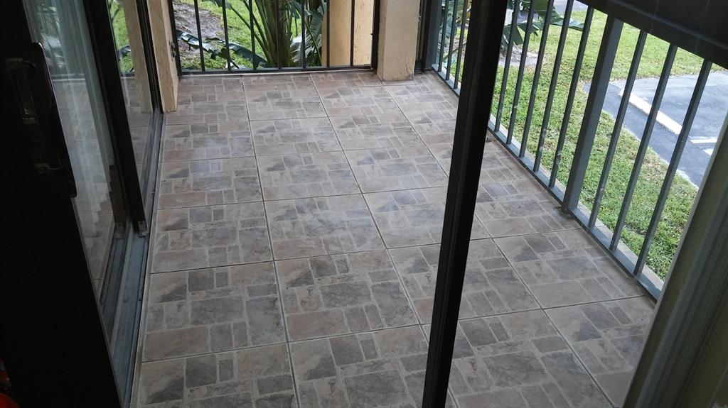 LAVERS, delray racquet - Residential Lease