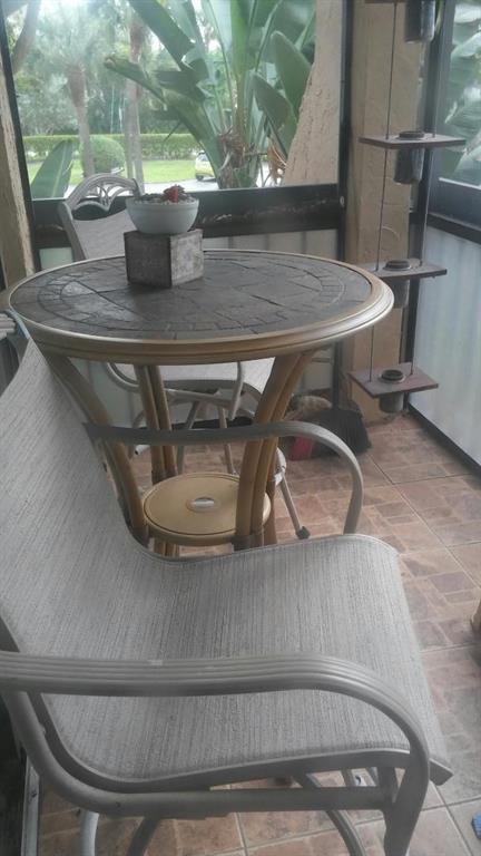 LAVERS, delray racquet - Residential Lease