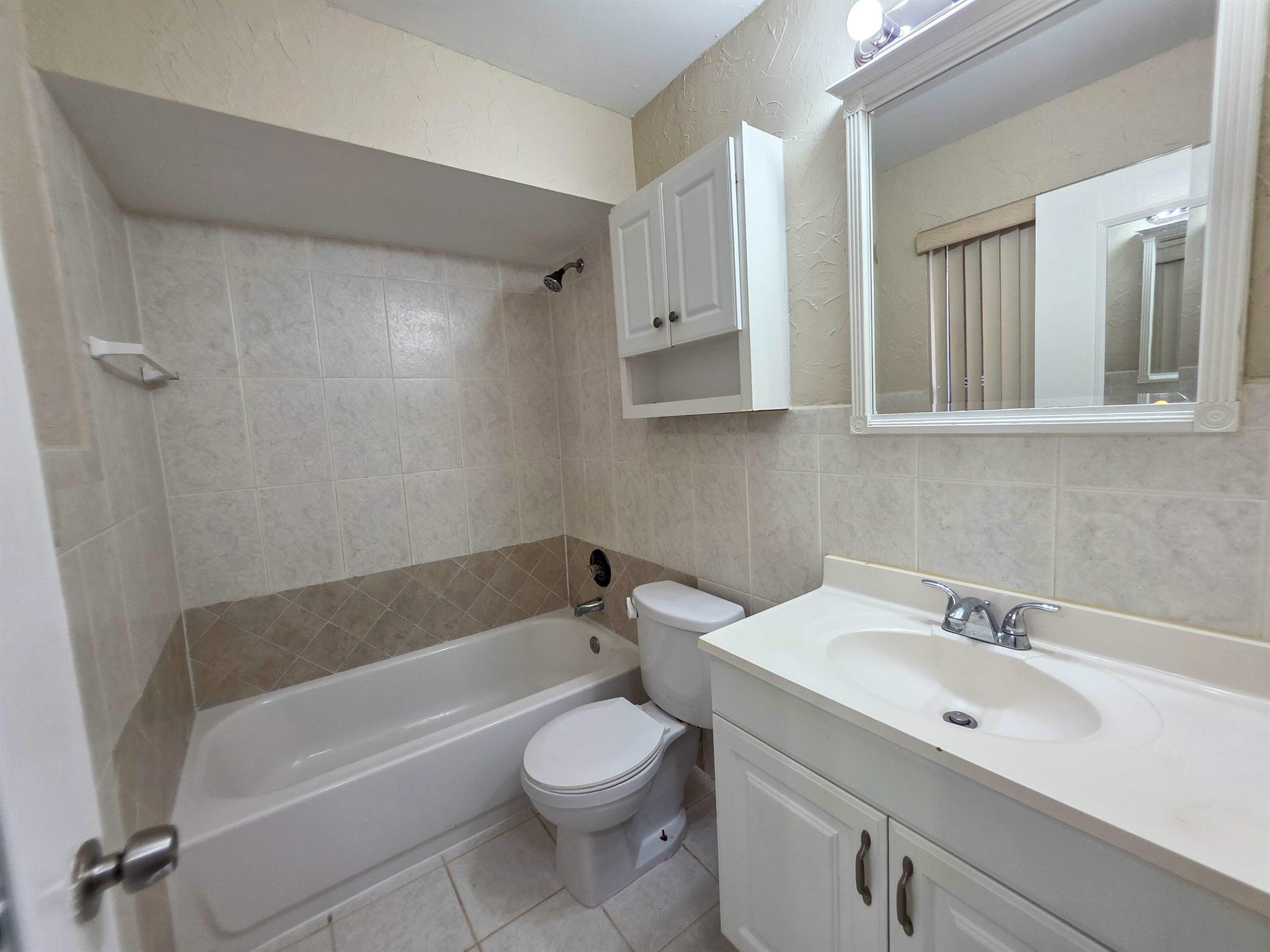 FOREST HILL GARDENS CONDO - Residential Lease