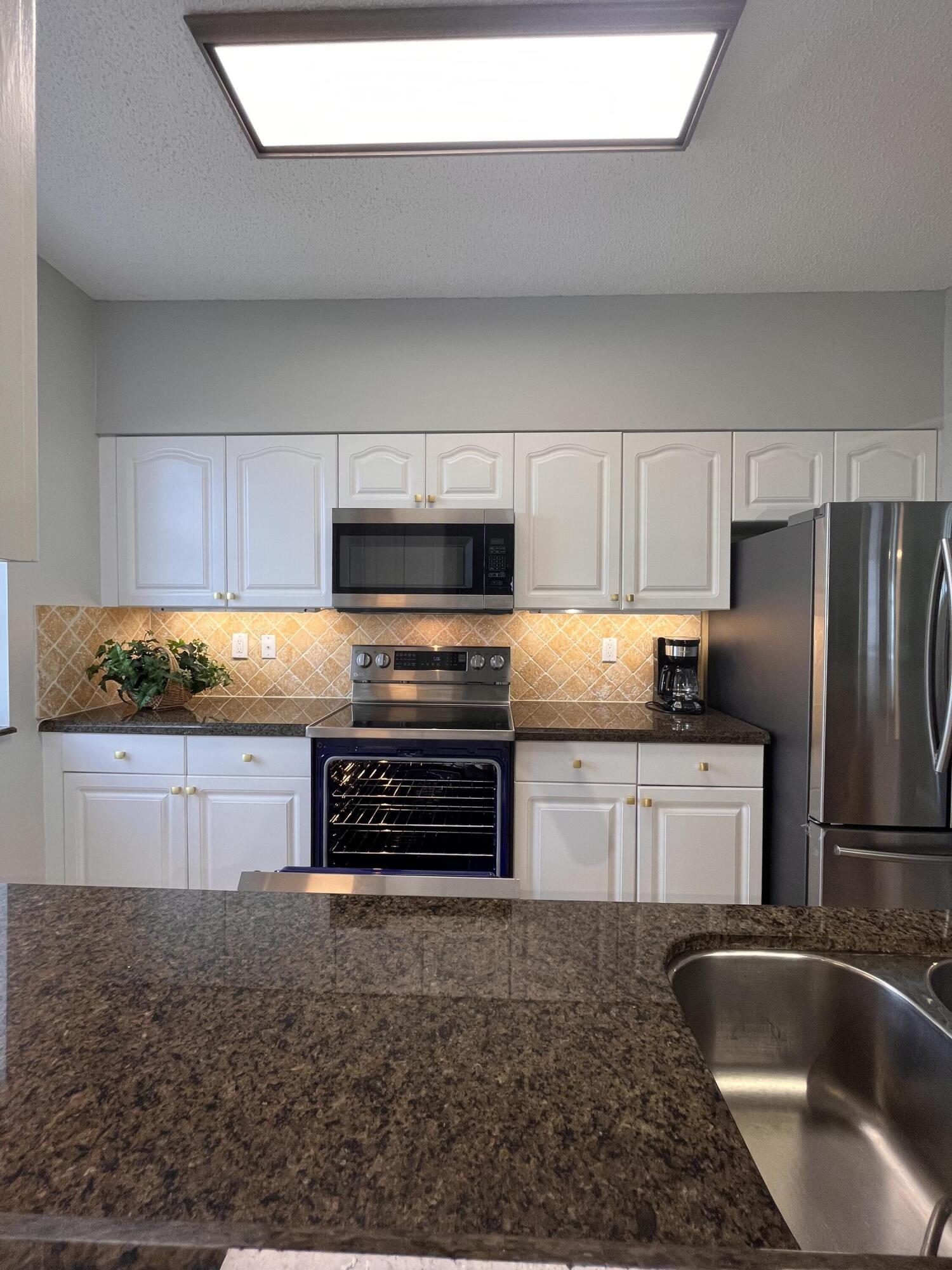 MONTECITO PALM BEACH CONDO - Residential Lease