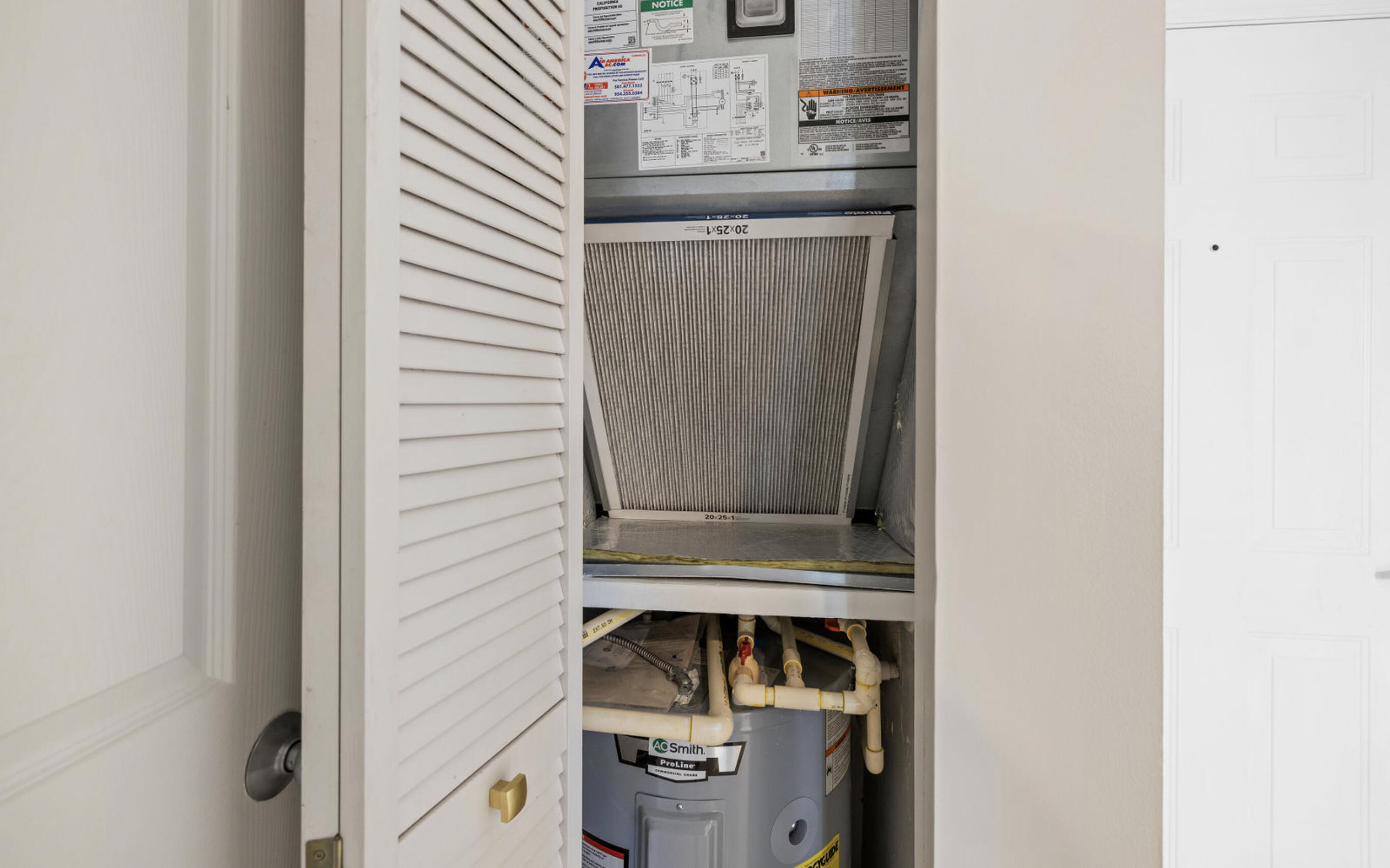 MONTECITO PALM BEACH CONDO - Residential Lease