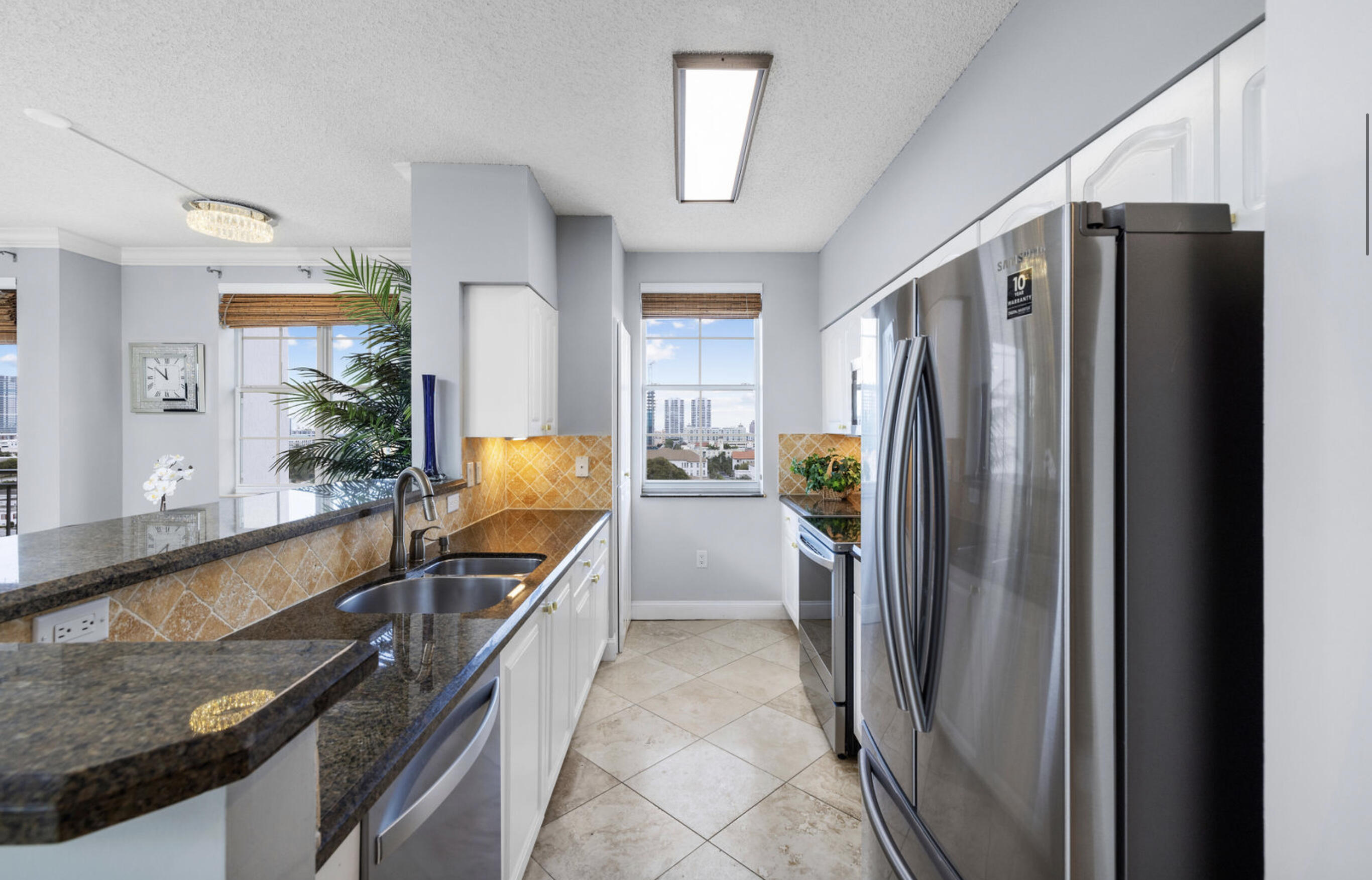 MONTECITO PALM BEACH CONDO - Residential Lease