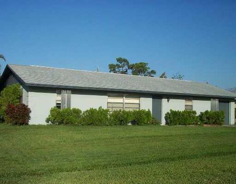 A home in Port St Lucie