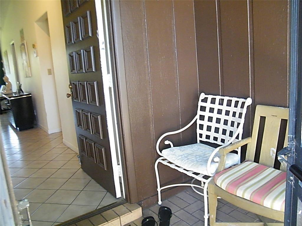 5411 Laurel Oak Street