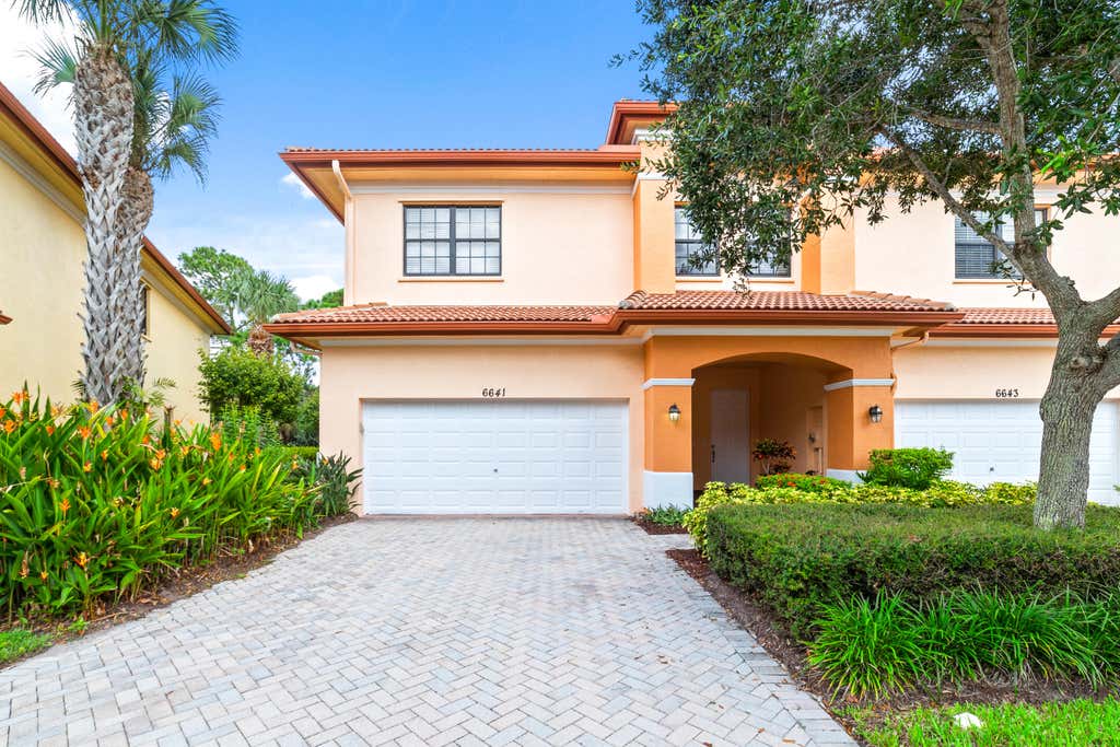 Photo of 6641 SE Woodmill Pond Lane, Stuart, FL 34997 (MLS # R10925003)