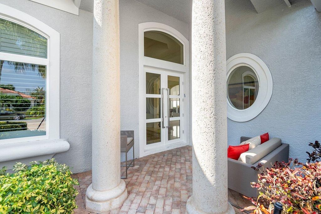 Photo of 7694 Villa D Este Way, Delray Beach, FL 33446 (MLS # R10992284)