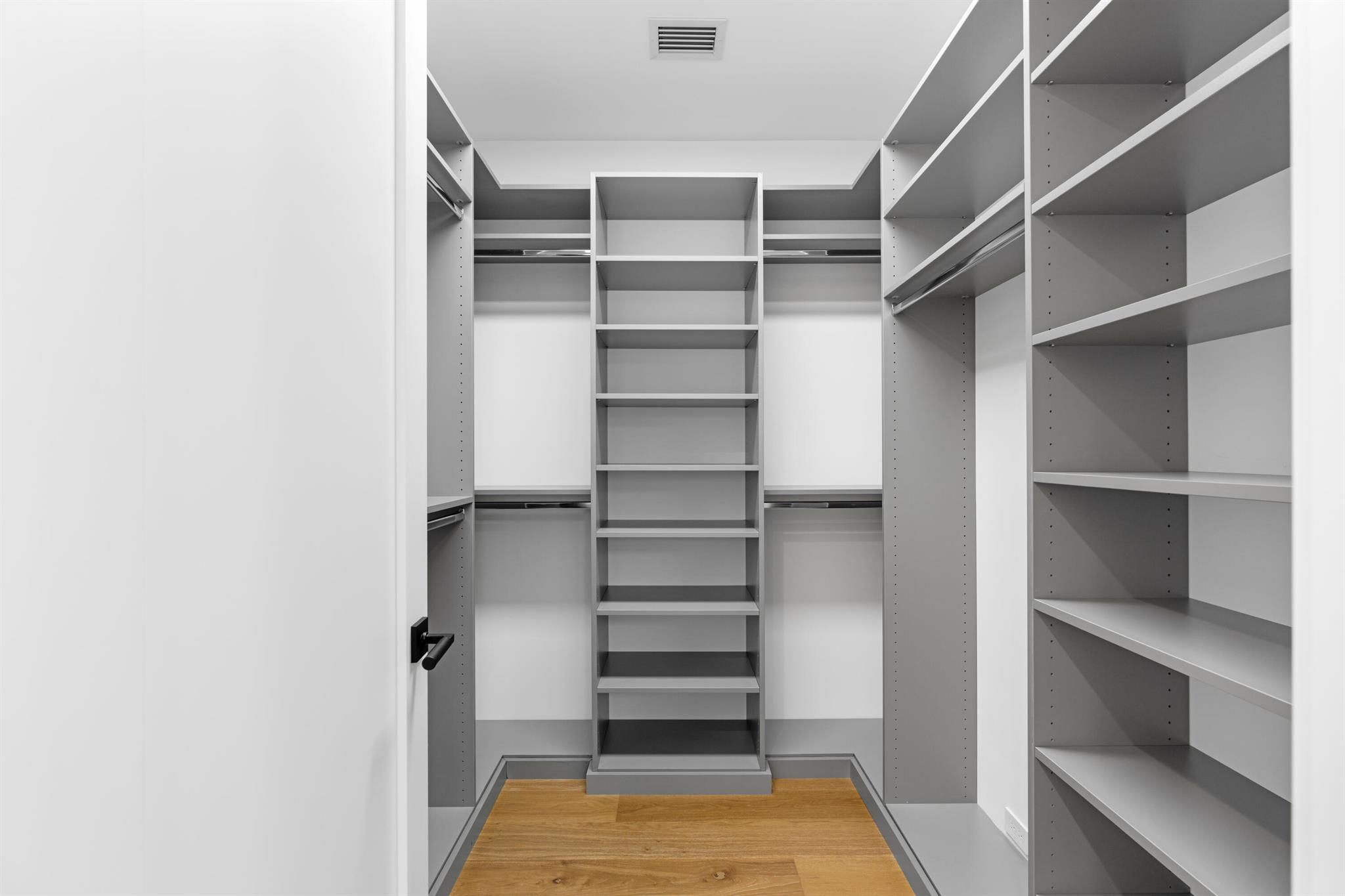 SOUTHLAND PARK - Residential