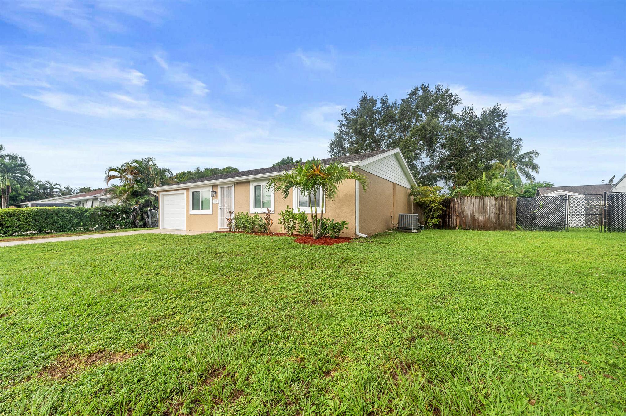 COUNTERPOINT ESTATES - Residential