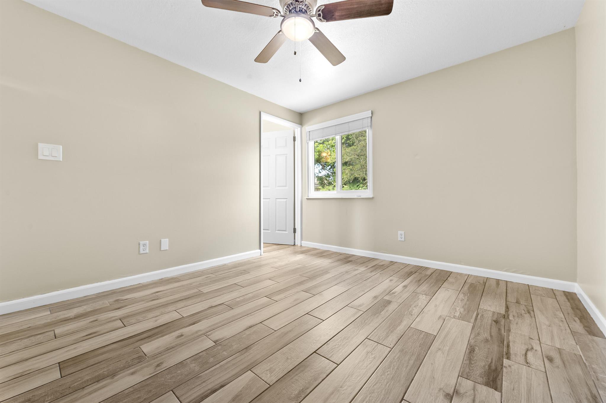 COUNTERPOINT ESTATES - Residential
