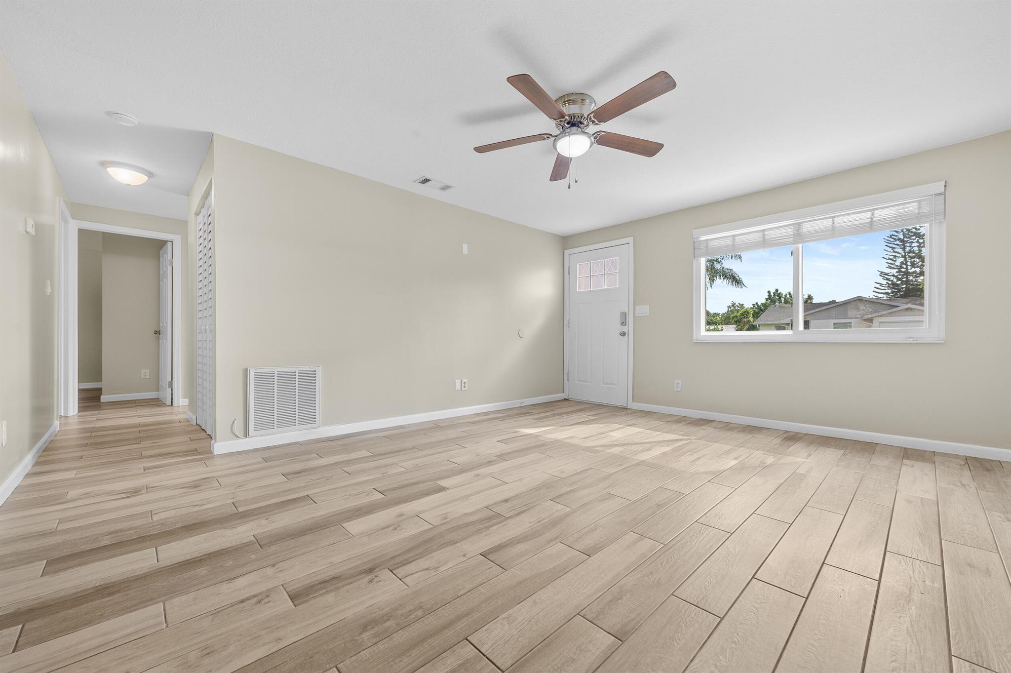 COUNTERPOINT ESTATES - Residential