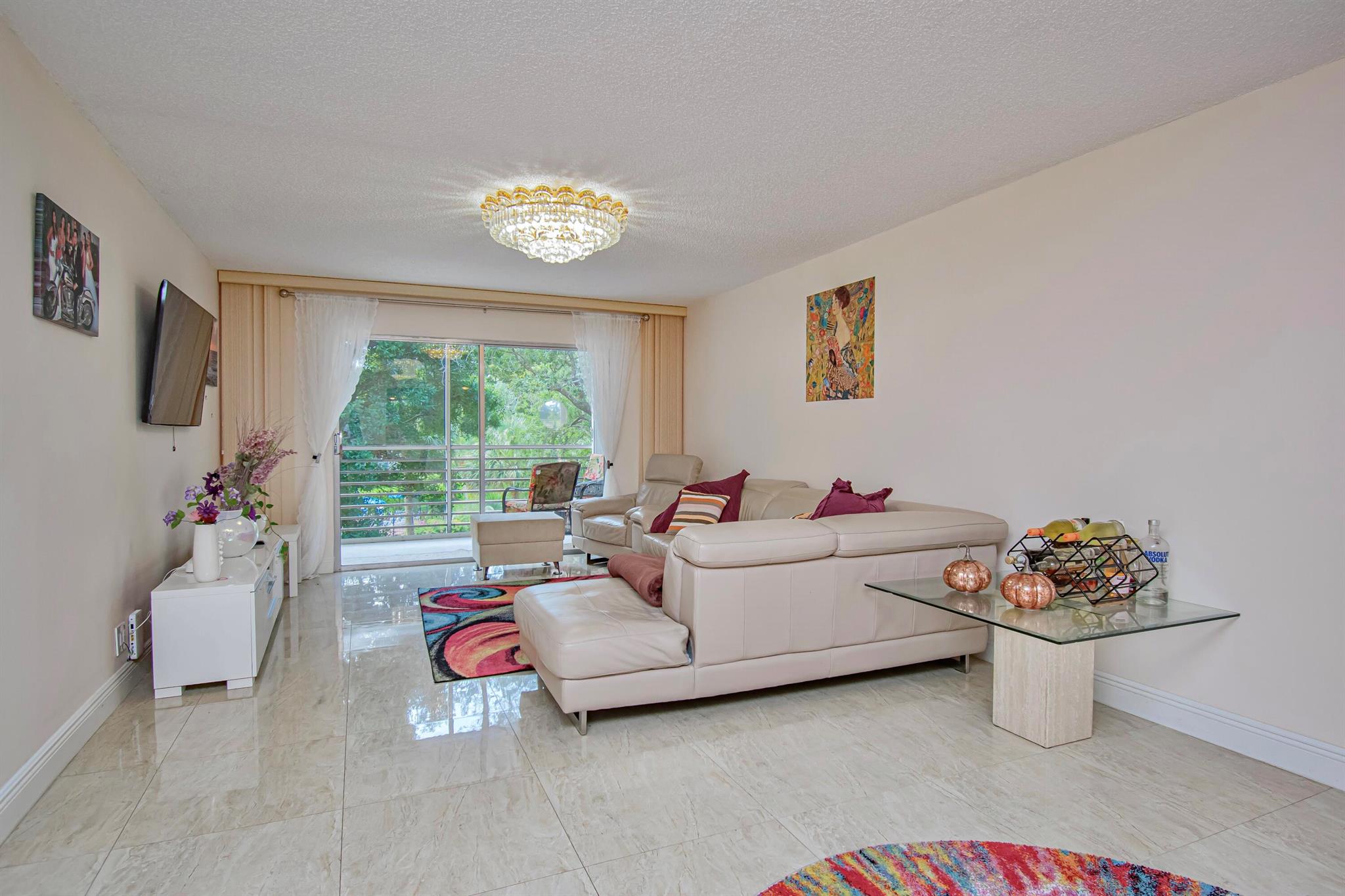 2301 Lucaya Lane M3