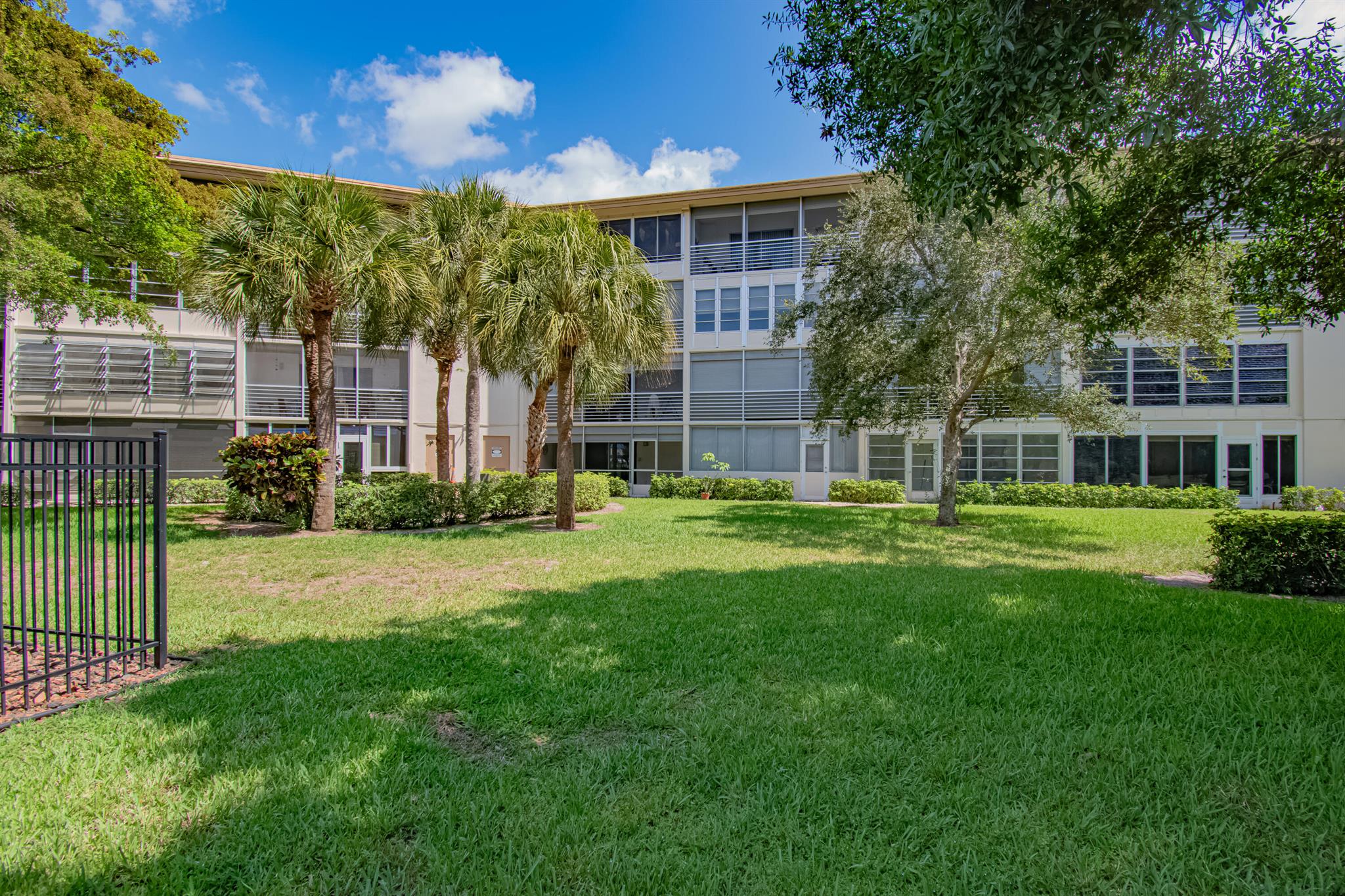 2301 Lucaya Lane M3