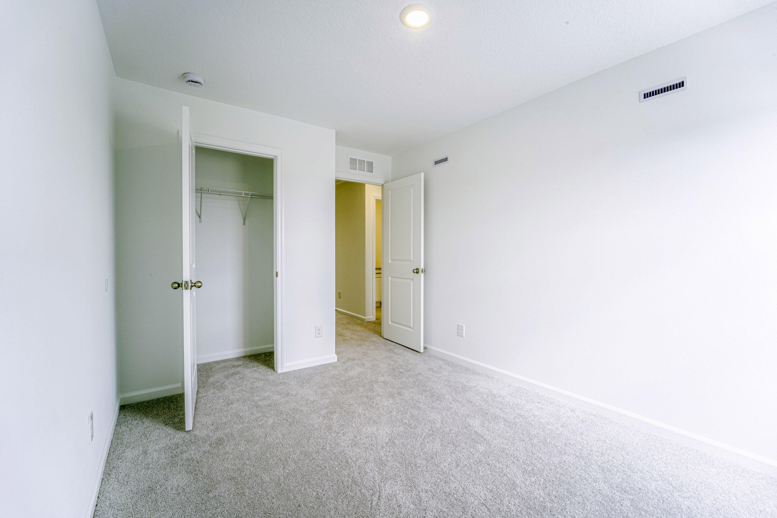 CATAMARAN COVE - PHASE I & II REPLAT - Residential