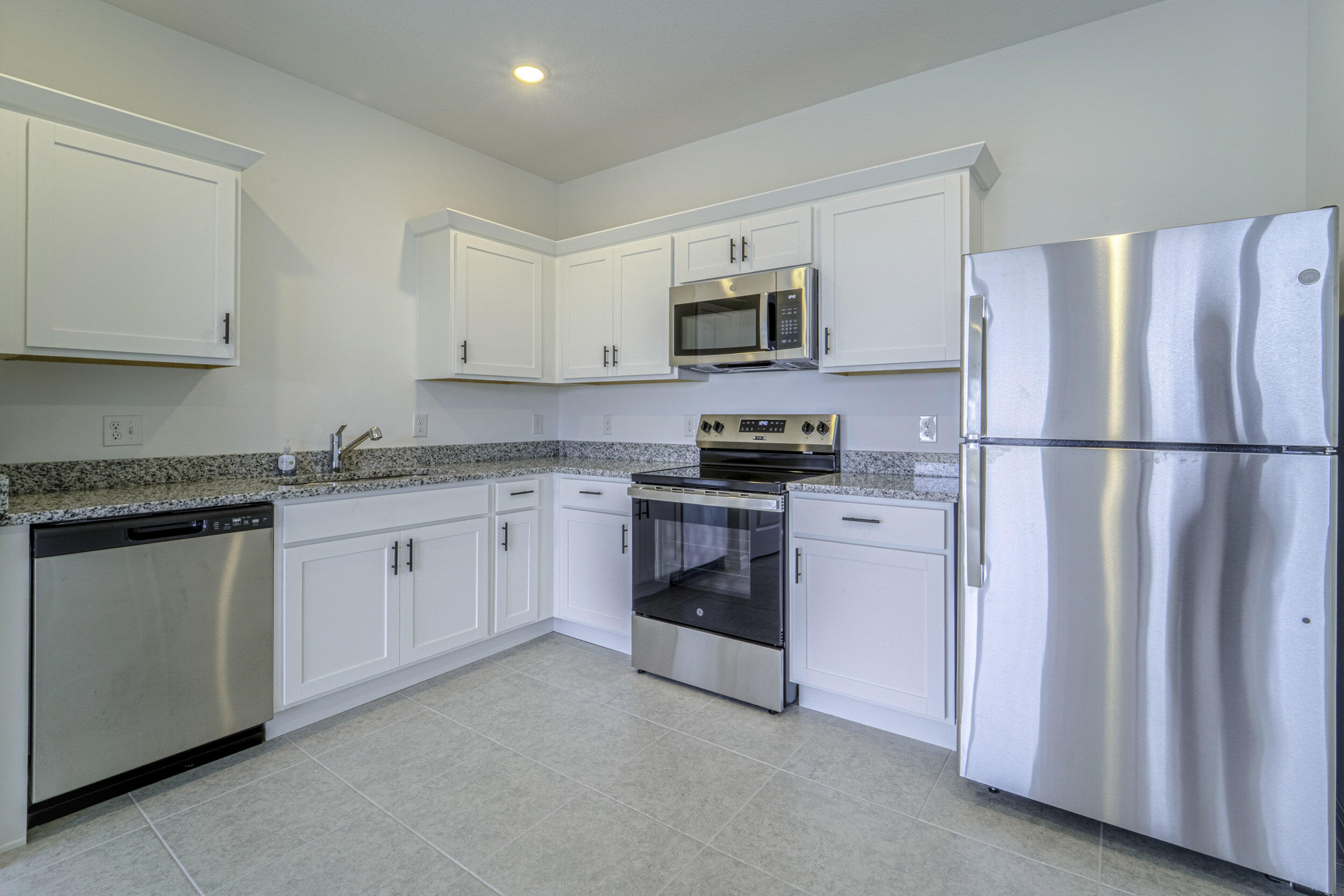 CATAMARAN COVE - PHASE I & II REPLAT - Residential