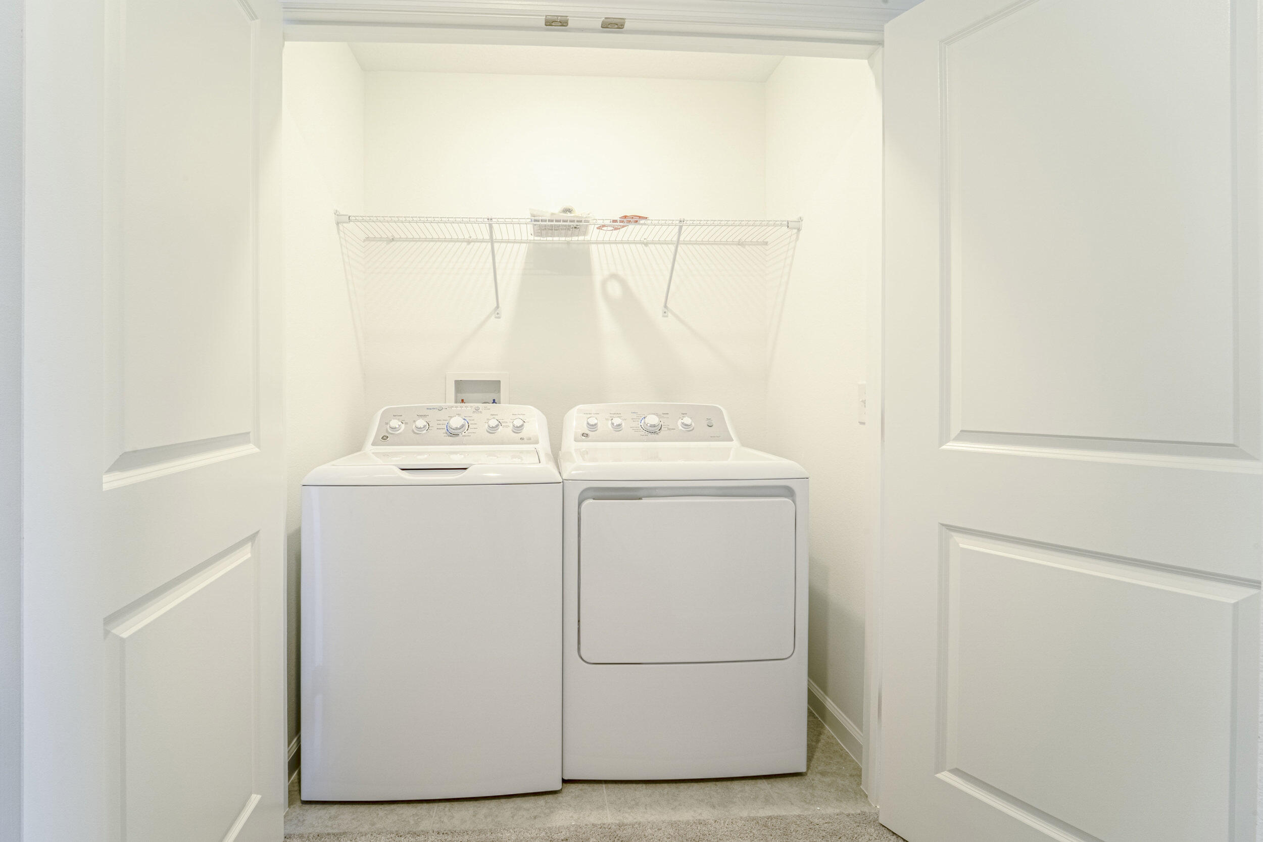 CATAMARAN COVE - PHASE I & II REPLAT - Residential