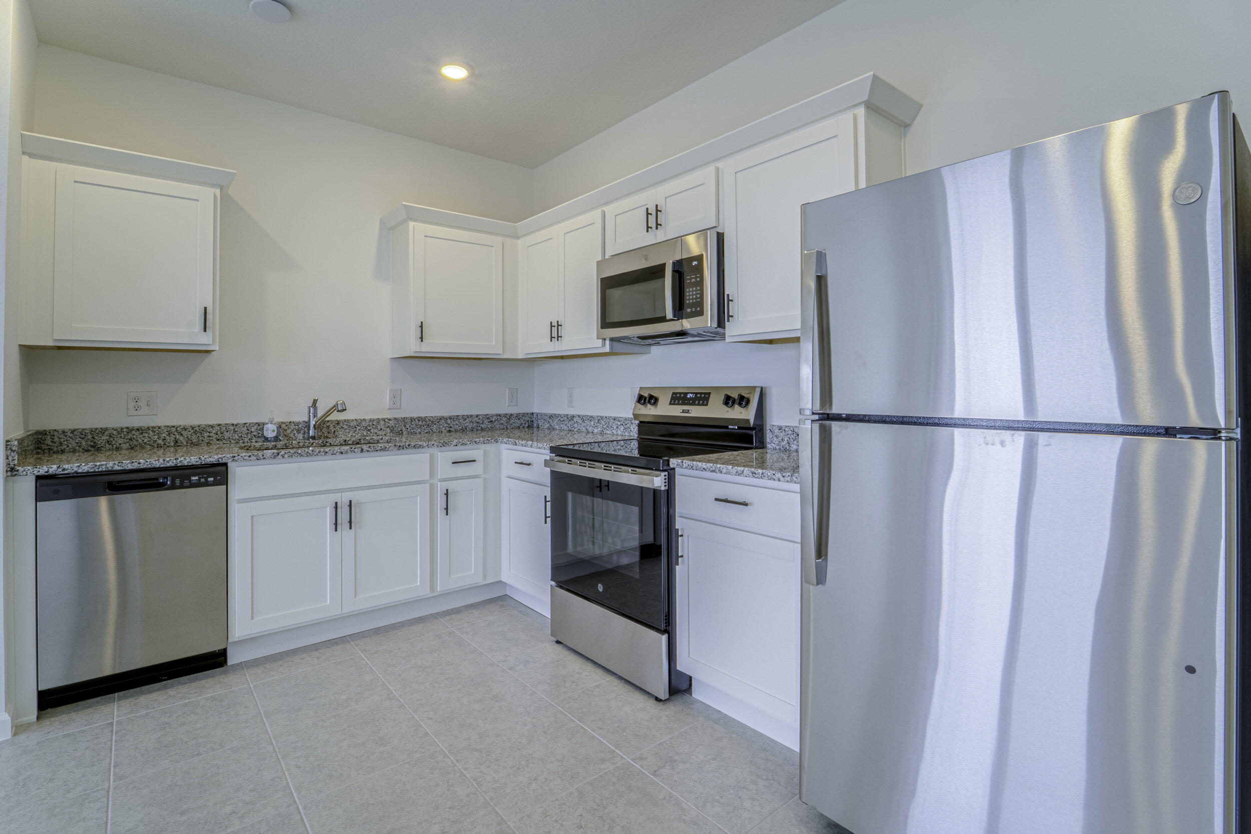 CATAMARAN COVE - PHASE I & II REPLAT - Residential