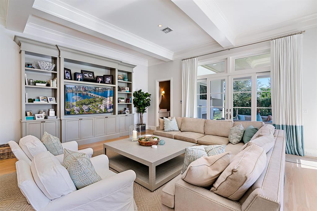 OLD MARSH GOLF CLUB - Residential