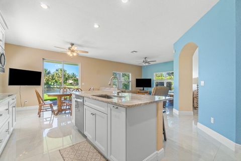 Single Family Residence in Jupiter FL 139 Whale Cay Way Way 12.jpg