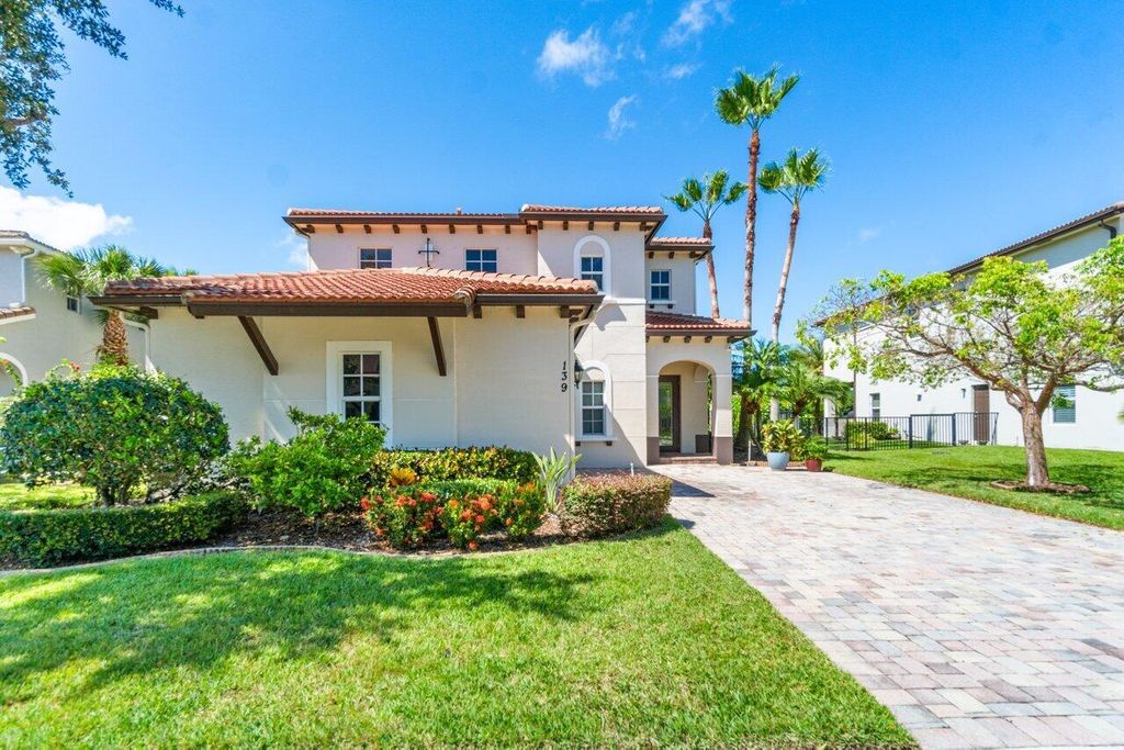 Photo of 139 Whale Cay Way, Jupiter, FL 33458 (MLS # R10990536)