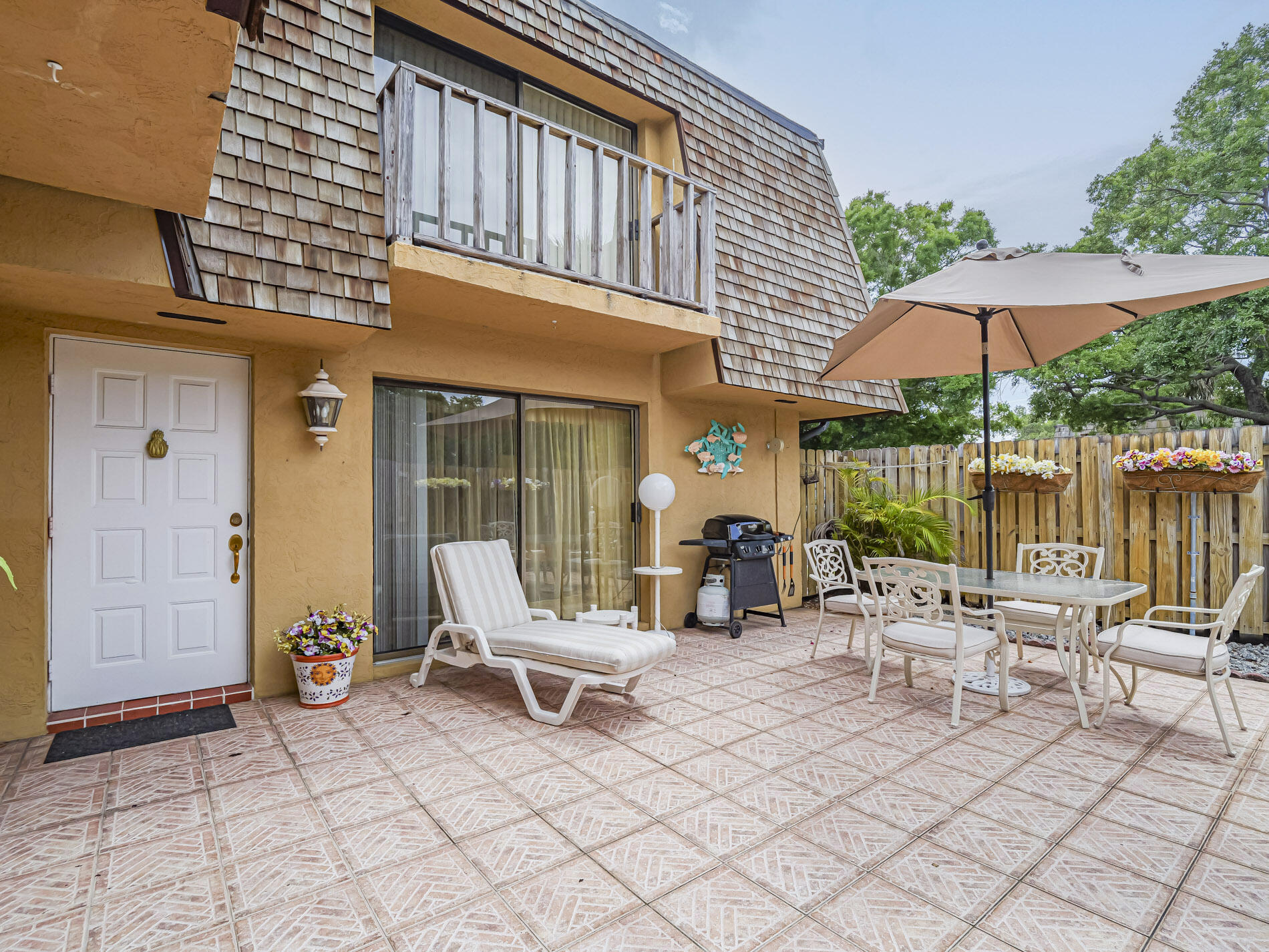 TROPIC VILLAS - Residential