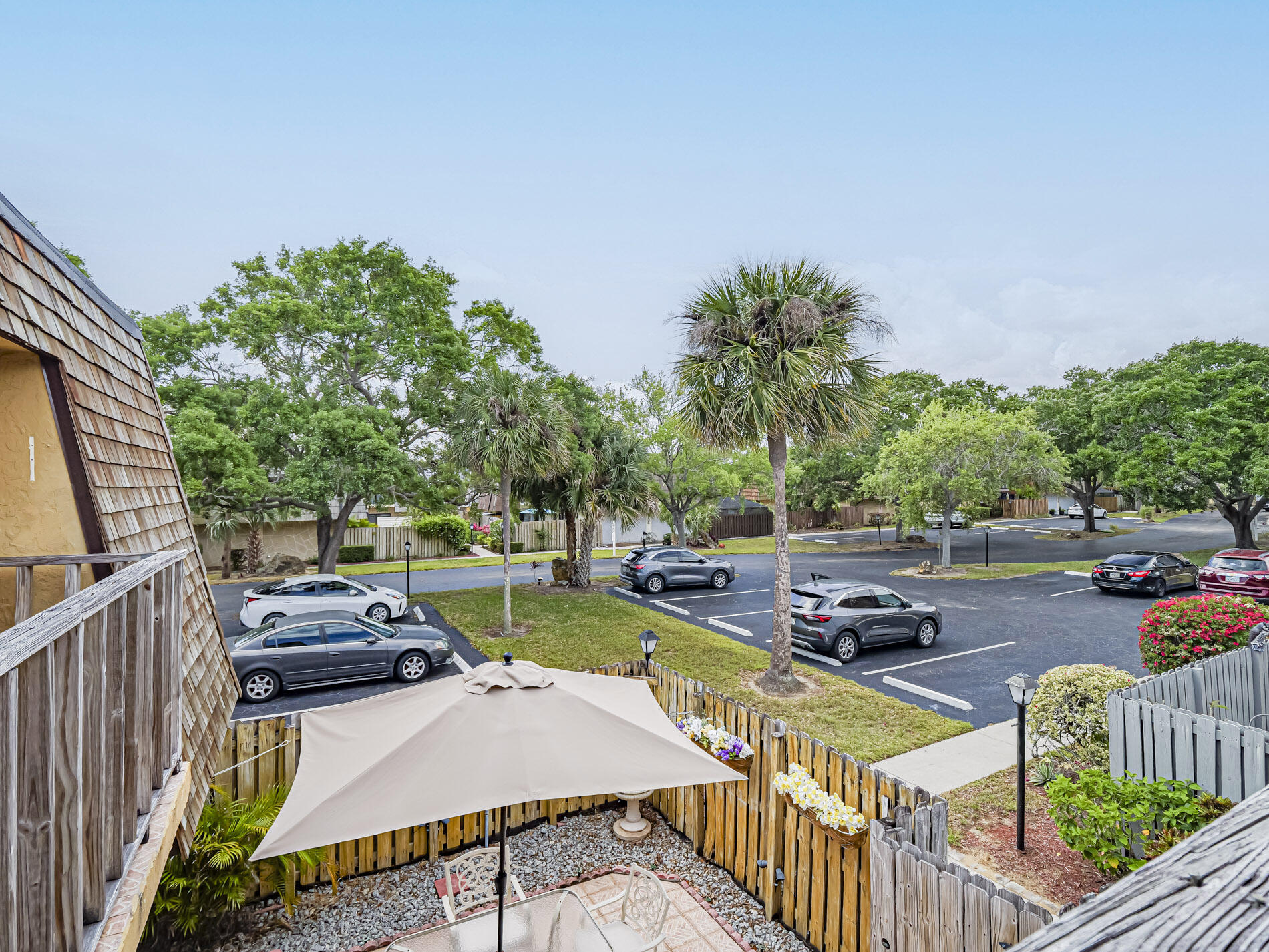 TROPIC VILLAS - Residential