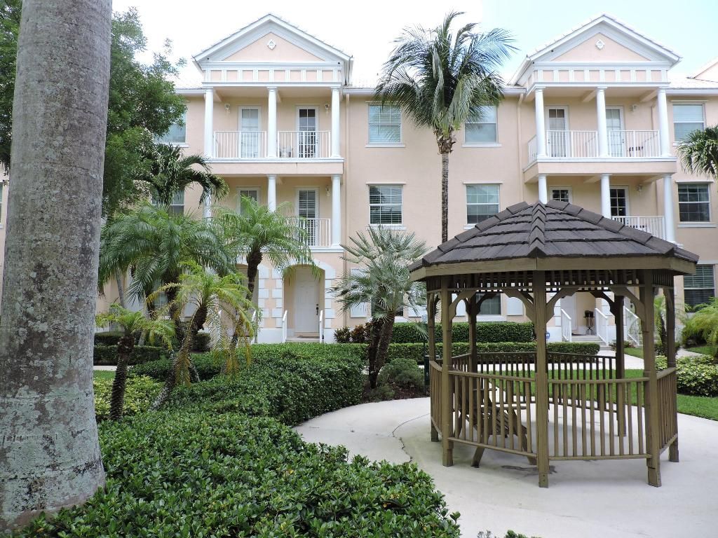 Photo of 4114 Oyster Pond Way, Jupiter, FL 33458 (MLS # R10995858)