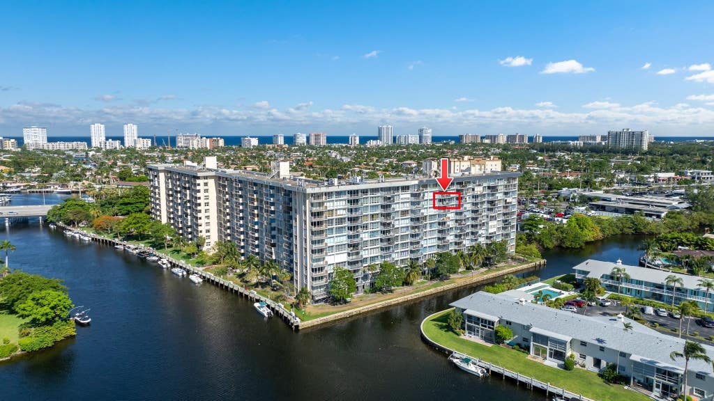 Photo of 801 S Federal Highway #1005, Pompano Beach, FL 33062 (MLS # B26035243)