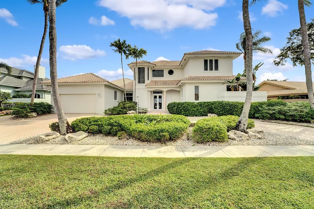 Photo of 4690 Tree Fern Drive, Delray Beach, FL 33445 (MLS # R10825463)