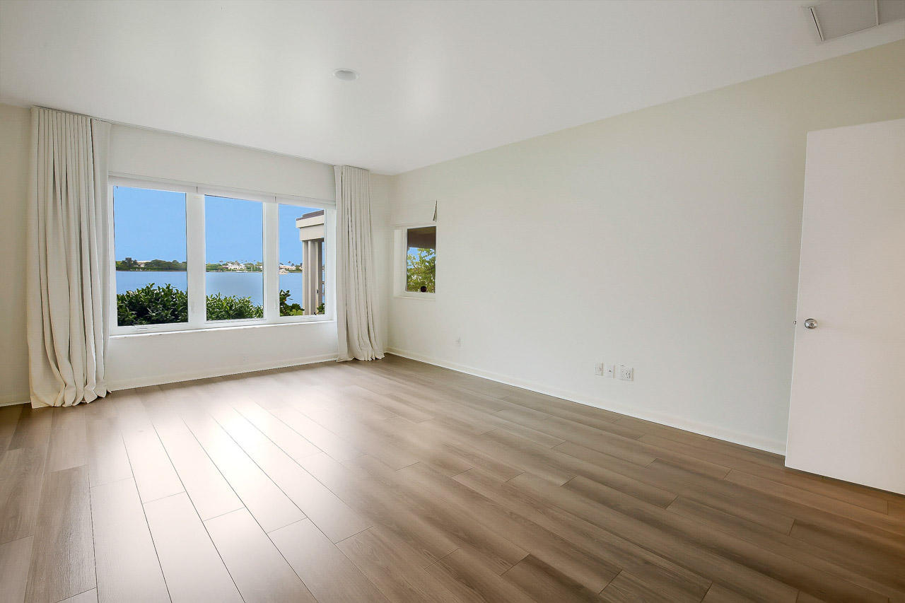 North Shore Terrace - Residential