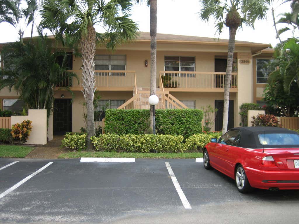Photo of 13849 Royal Palm Court #C, Delray Beach, FL 33484 (MLS # R10805008)