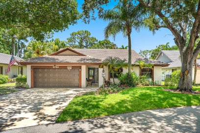 5794 Lonewood Court Jupiter FL 33458