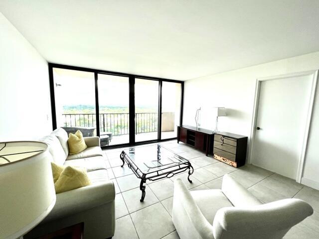 5600 N Flagler Drive 1803