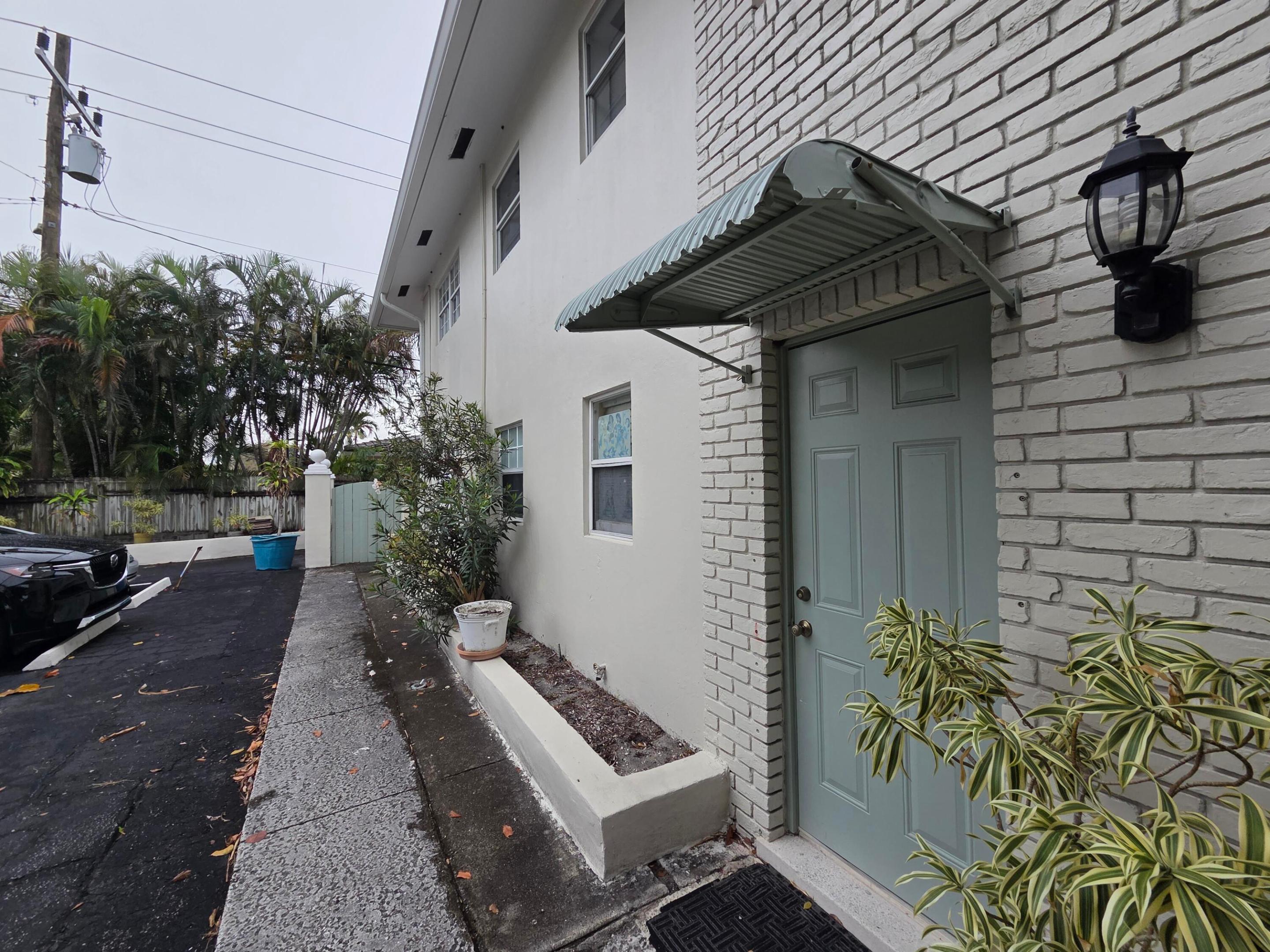 CORAL RIDGE ADD - Residential Lease