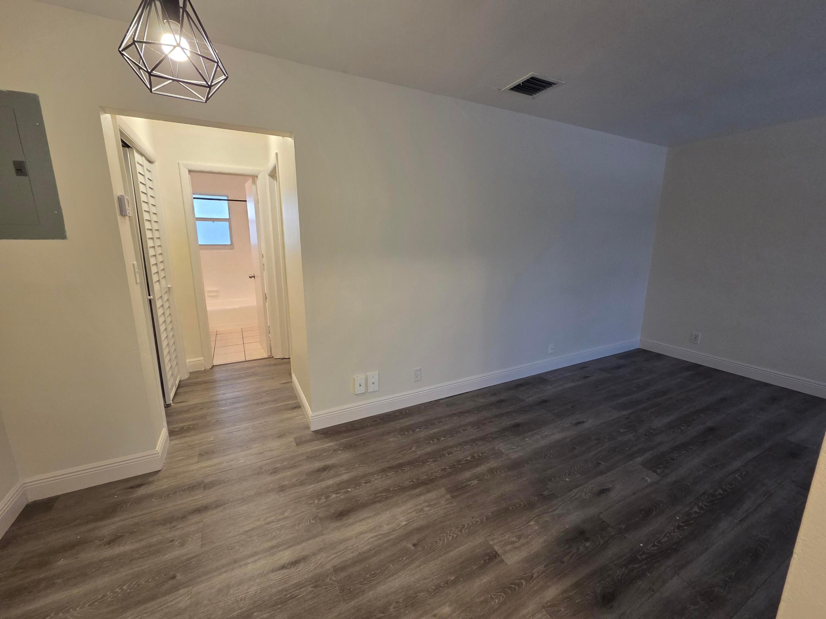 CORAL RIDGE ADD - Residential Lease