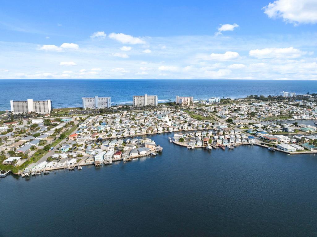 VENTURE OUT AT INDIAN RIVER INC (SECTION D) - Residential