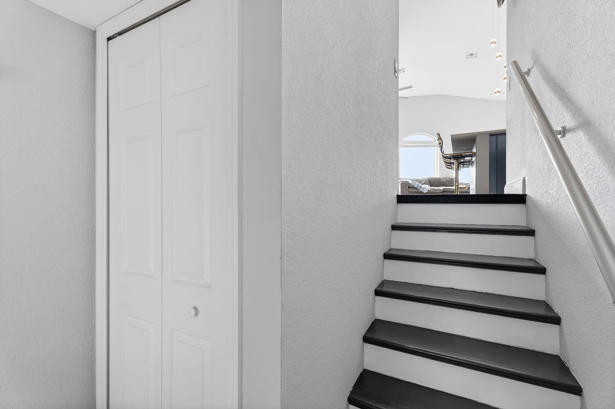 VENTURE OUT AT INDIAN RIV - Residential