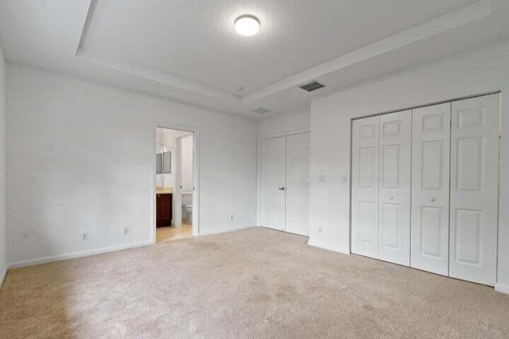 HERITAGE ENCLAVE - Residential Lease