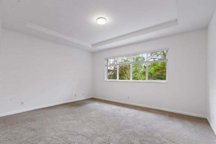 HERITAGE ENCLAVE - Residential Lease