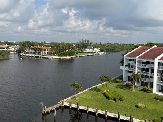 4750 S OCEAN BLVD APT 604, HIGHLAND BEACH, FL 33487 - Image e9beeb8b4daf0a58913f56aabb36dda9/2331897927