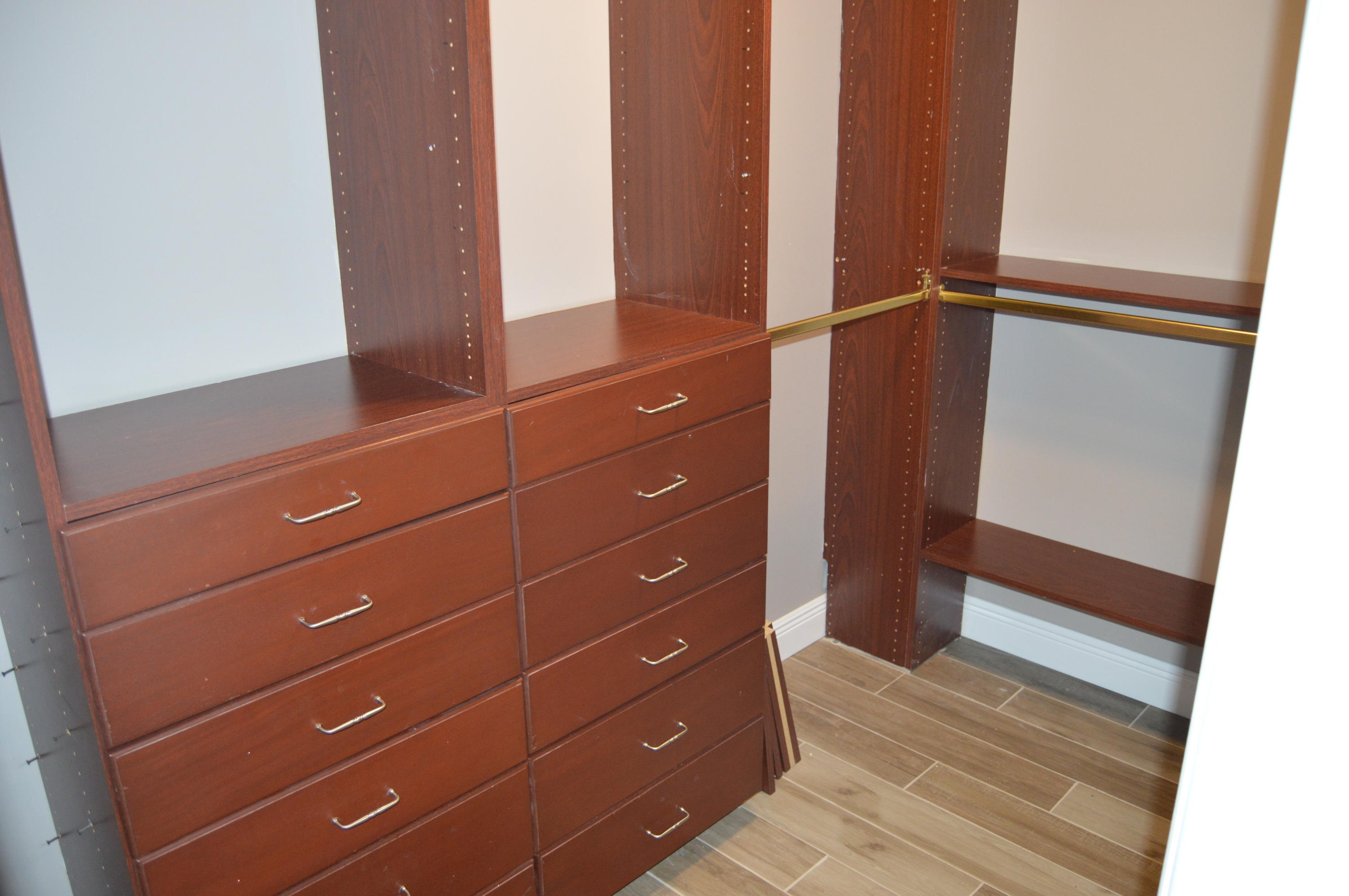 HUNT CLUB COLONY - Residential