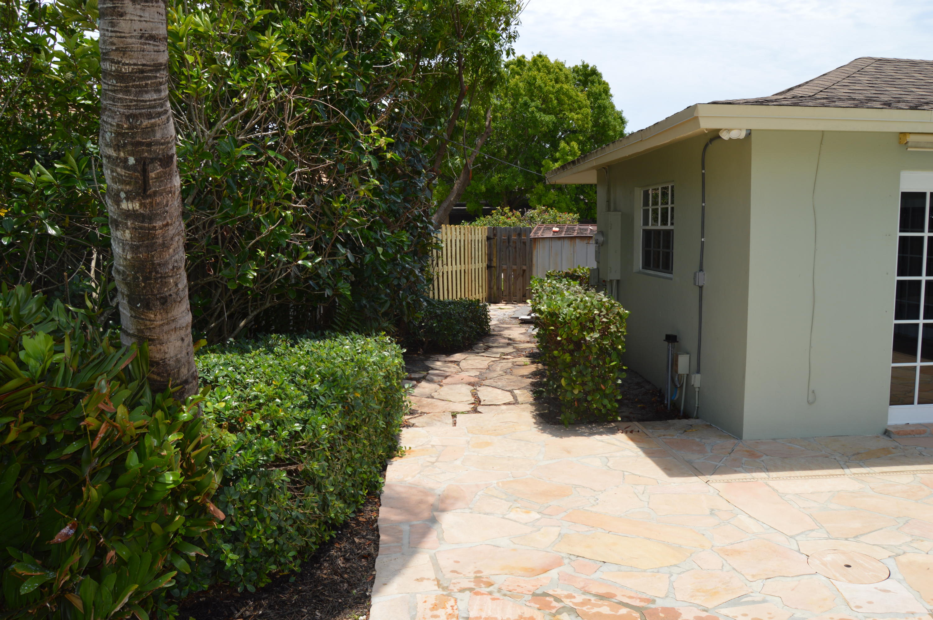 HUNT CLUB COLONY - Residential