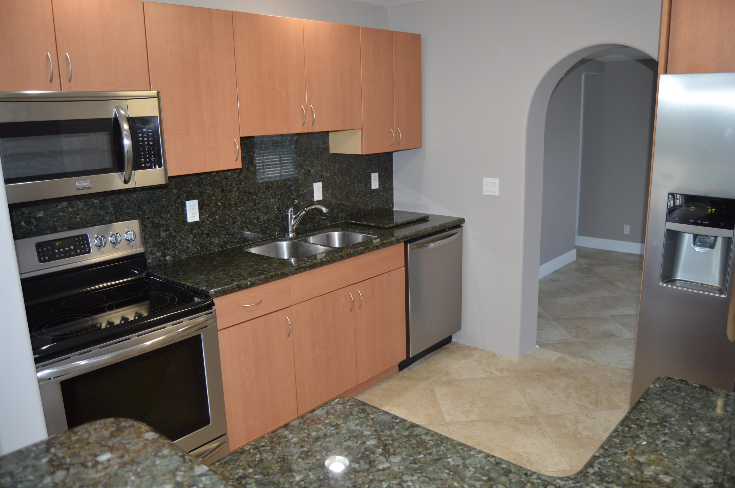 HUNT CLUB COLONY - Residential