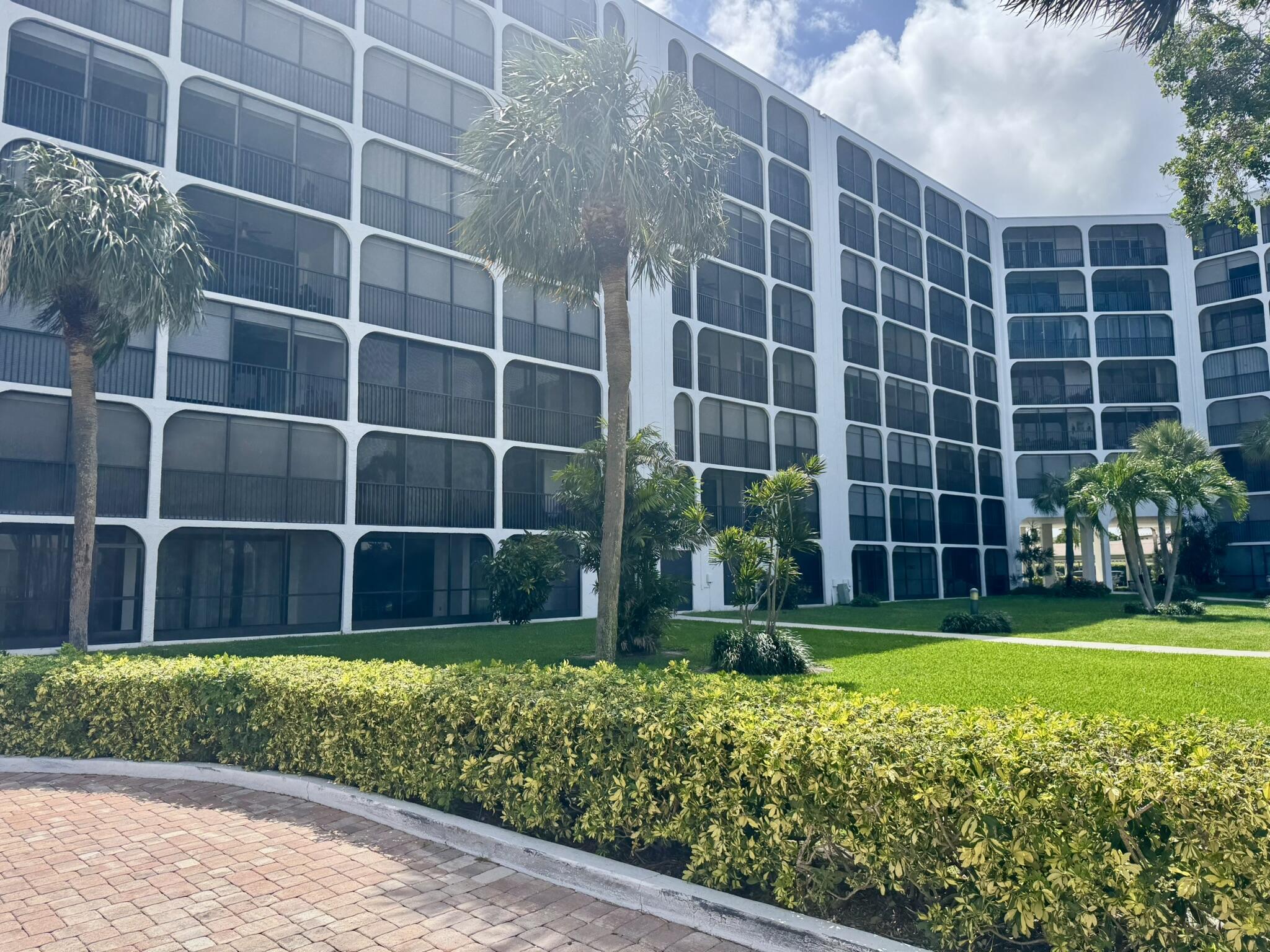 HILLSBORO LANDINGS CONDO NO TWO - Residential Lease