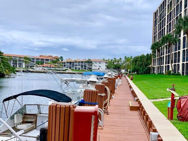 HILLSBORO LANDINGS CONDO NO TWO - Residential Lease