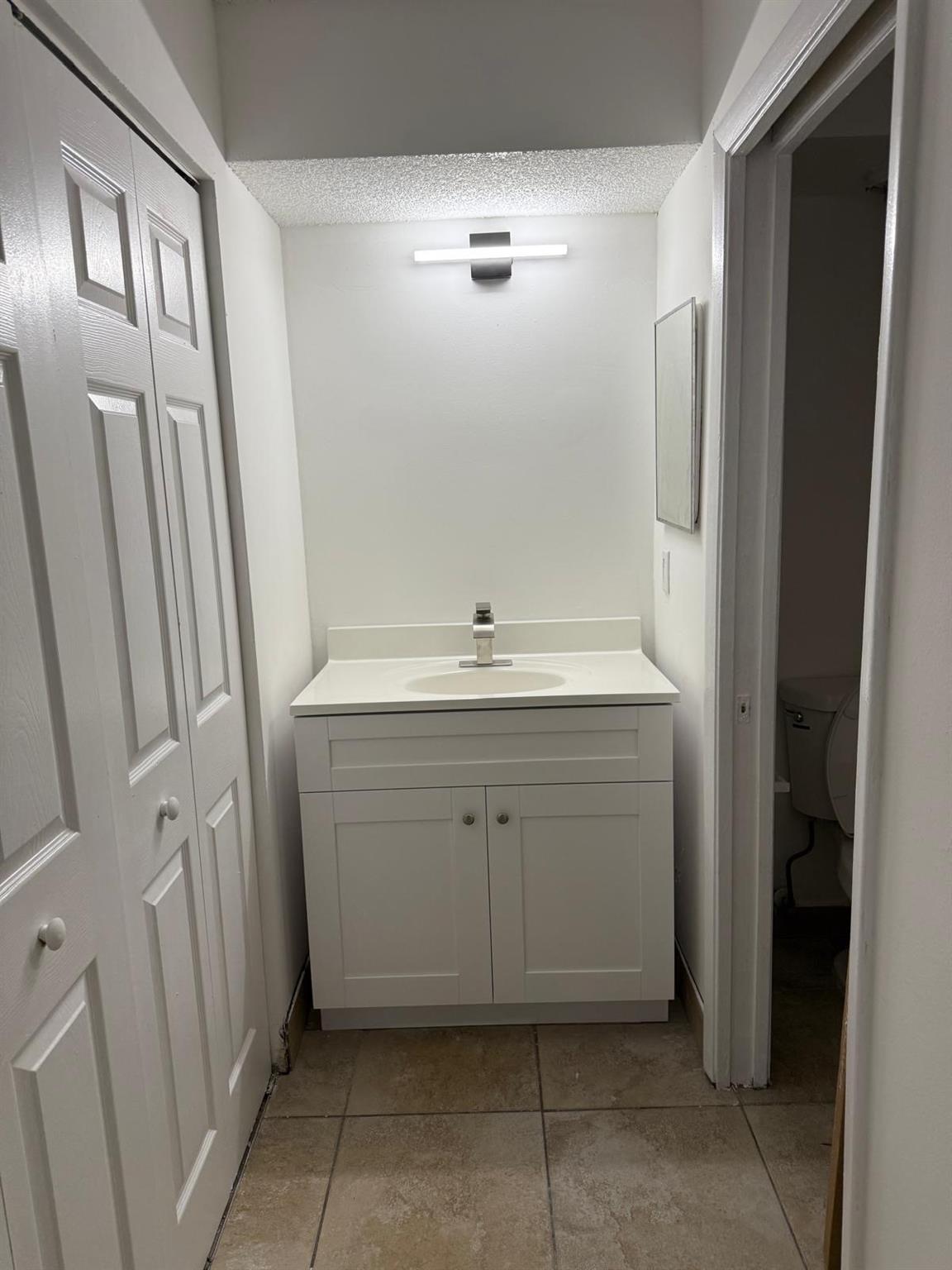 COCO PARC CONDO - Residential Lease