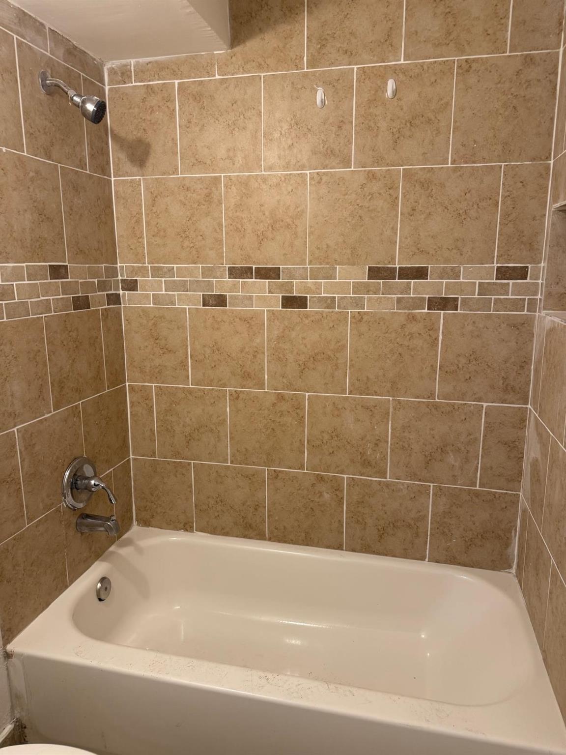 COCO PARC CONDO - Residential Lease